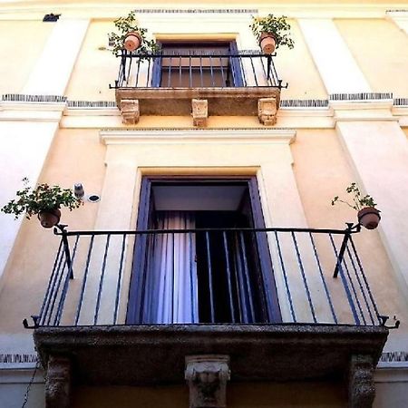 Palazzo Zimatore Residenza D'Epoca Пиццо Экстерьер фото
